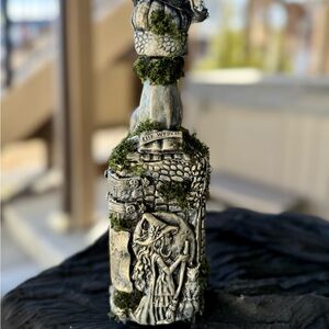 Witch & Cat Bottle – Gothic Witch Decor – Funny Quote